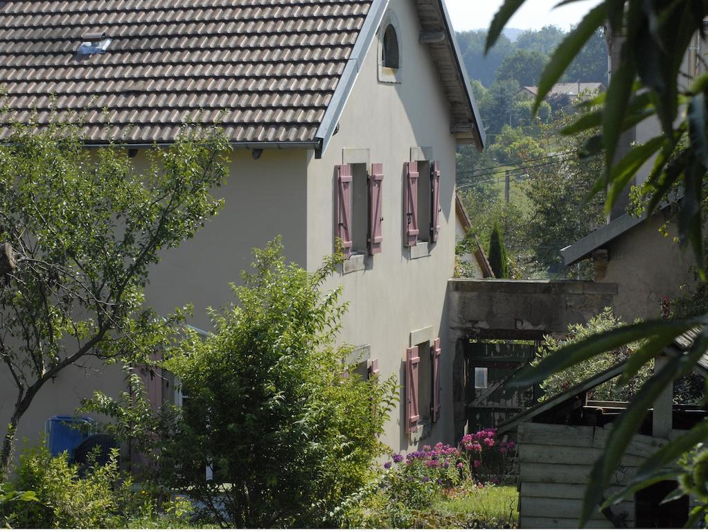 Gite Mentrel Champ-le-Duc الغرفة الصورة